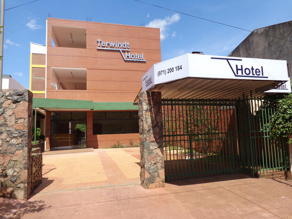 Terwindt Hotel Encarnacion Exterior photo